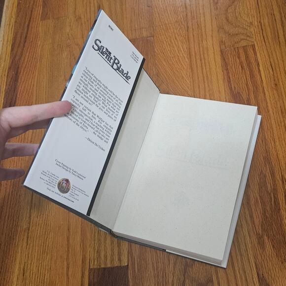 Forgotten Realms The Silent Blade by R.A. Salvatore ~ Hardcover October 1998 - Picture 9 of 13